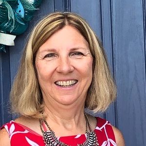 Meet your Posher, Deborah